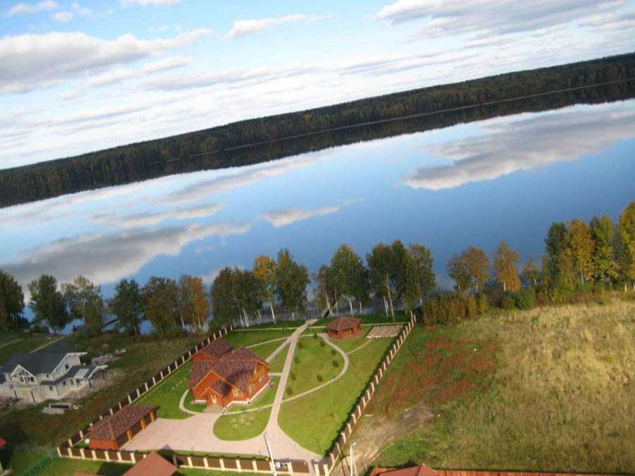 Луковое озеро - платная рыбалка