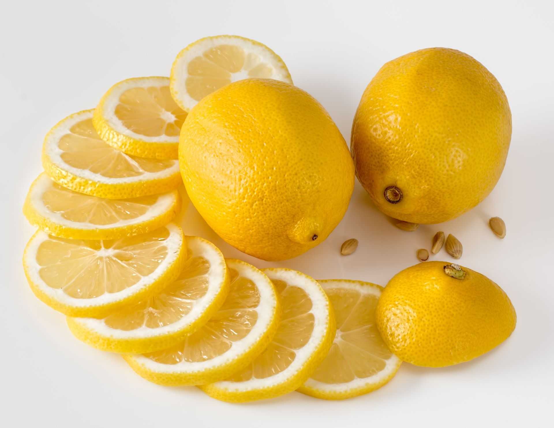 Симптомы и лечение отравления лимонной кислотой